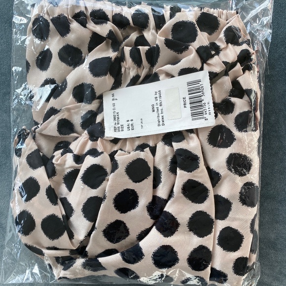 Mango Polka-dot Top - Picture 9 of 11